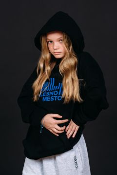 Pulover s kapuco