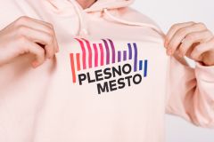 Pulover s kapuco